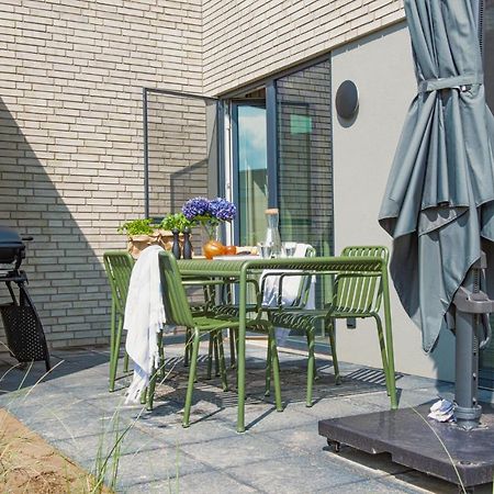 Awesome Home In Lembruch-Duemmer See With Kitchen ภายนอก รูปภาพ