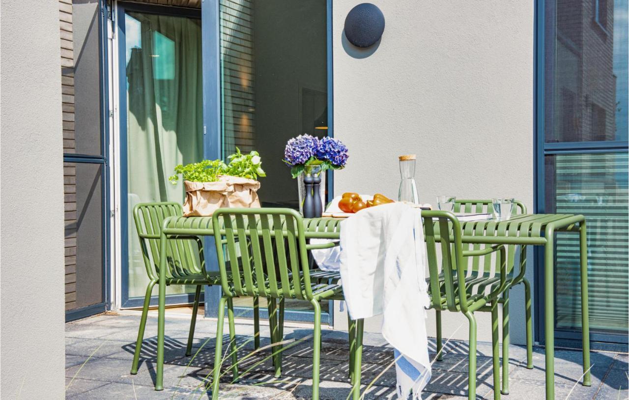 Awesome Home In Lembruch-Duemmer See With Kitchen ภายนอก รูปภาพ