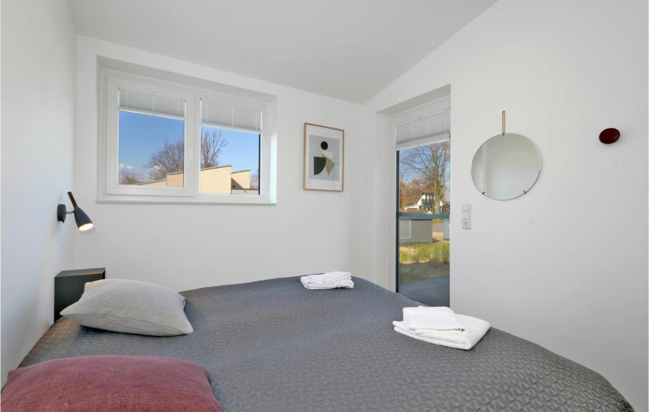 Awesome Home In Lembruch-Duemmer See With Kitchen ภายนอก รูปภาพ