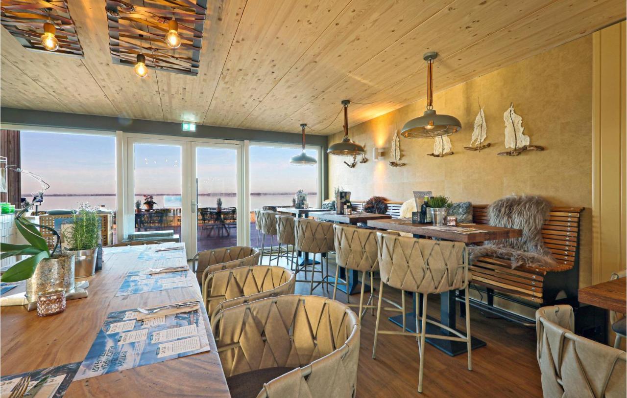 Awesome Home In Lembruch-Duemmer See With Kitchen ภายนอก รูปภาพ