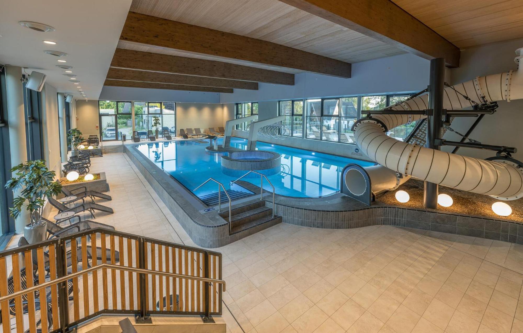 Awesome Home In Lembruch-Duemmer See With Kitchen ภายนอก รูปภาพ
